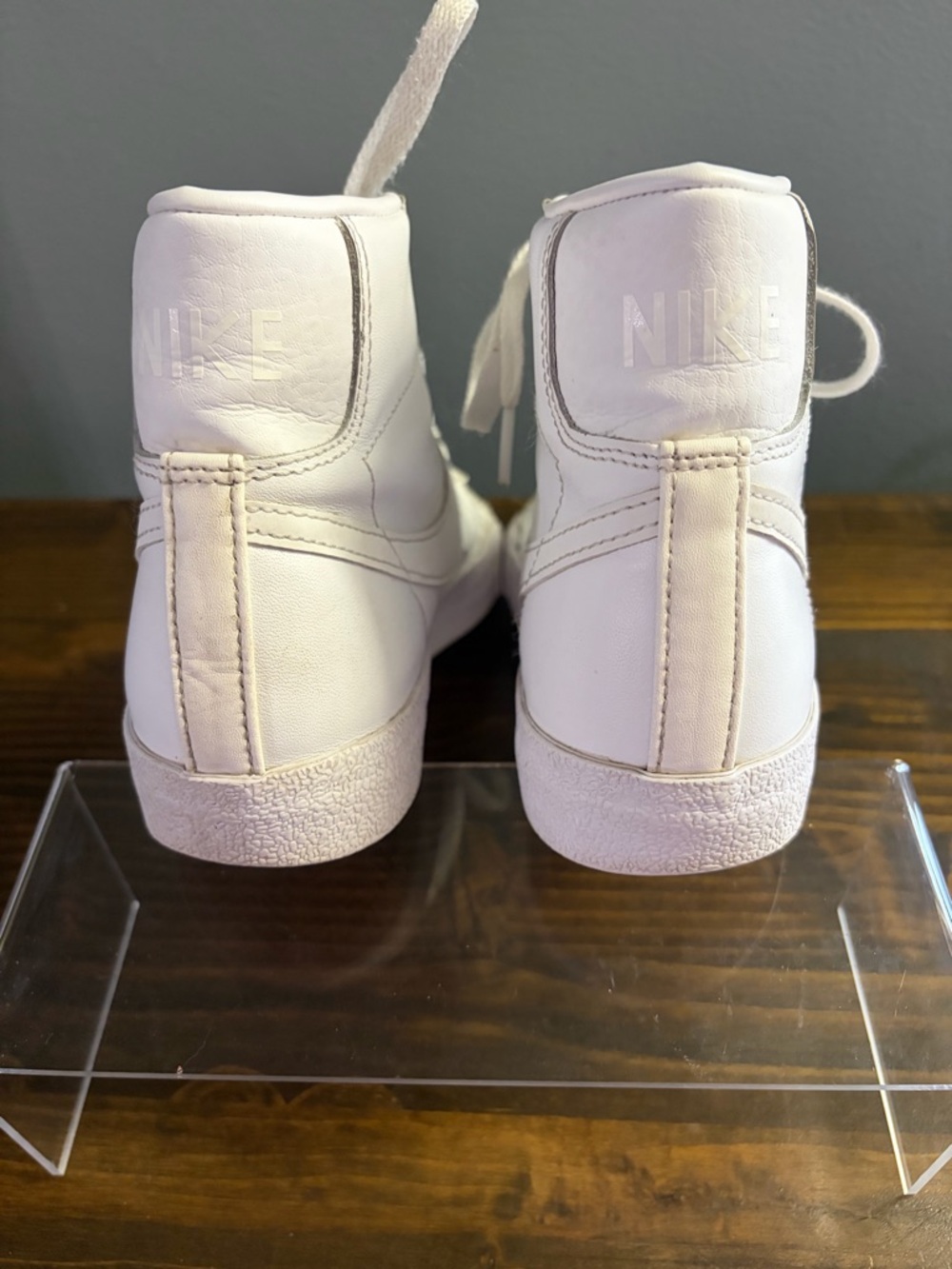 Nike Women’s Blazer Mid Vintage White High-Top Sneakers - Picture 4 of 13
